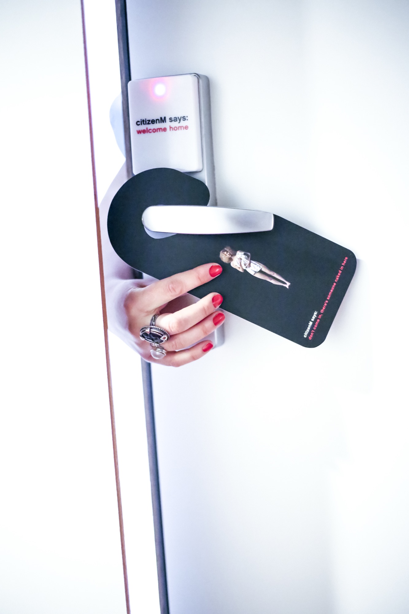 citizenM — do not disturb door hanger